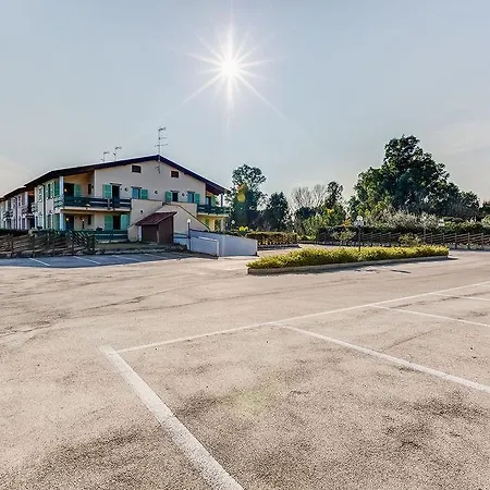Terra Felice 3*